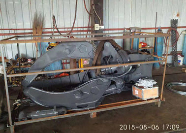 Plastic Covered Orange Peel Grab , Scrap Handling Grabs For Grabbing Anti Wave Block